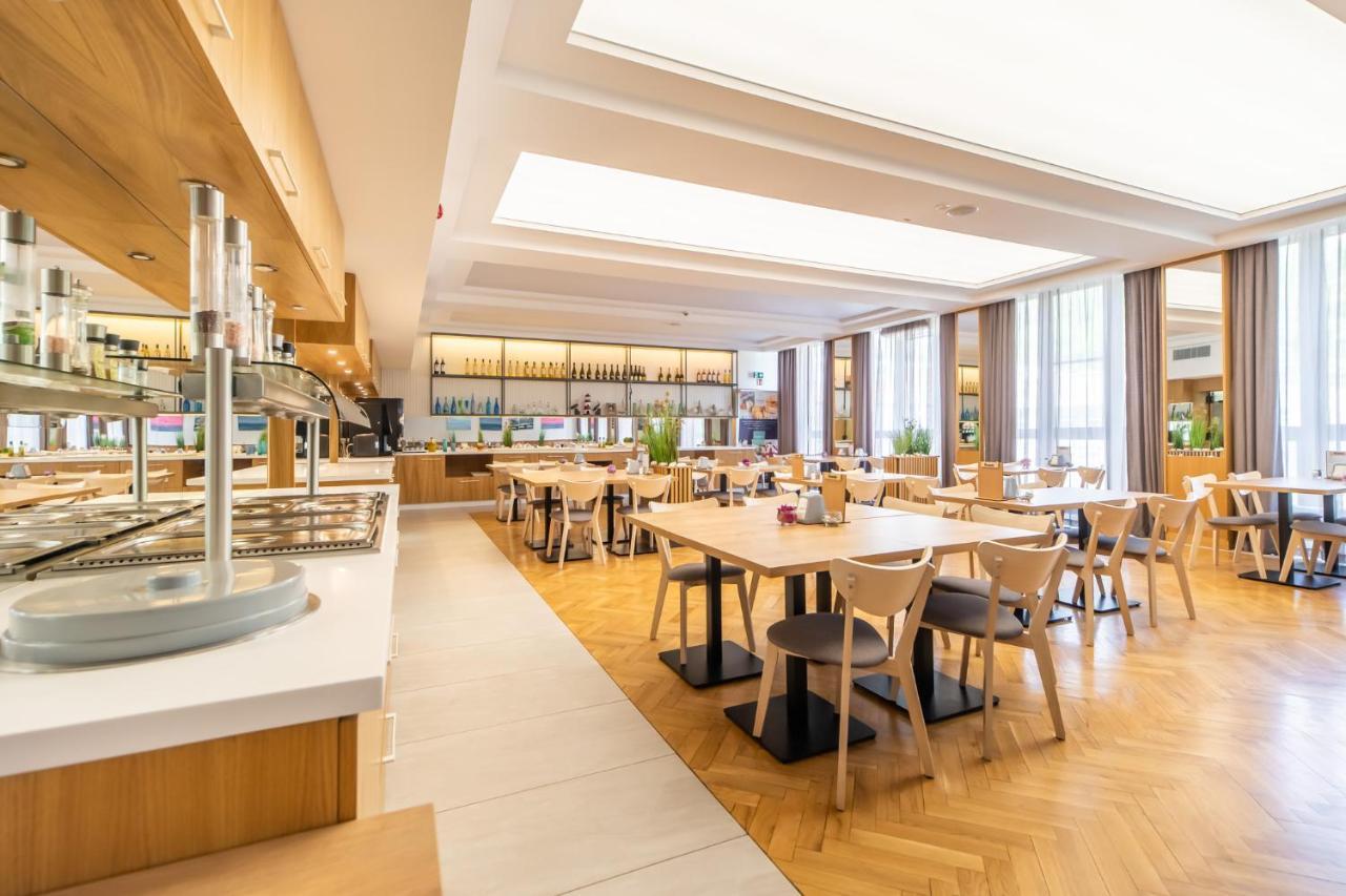 Seapark Hotel Wellness & Spa Колобжег Экстерьер фото