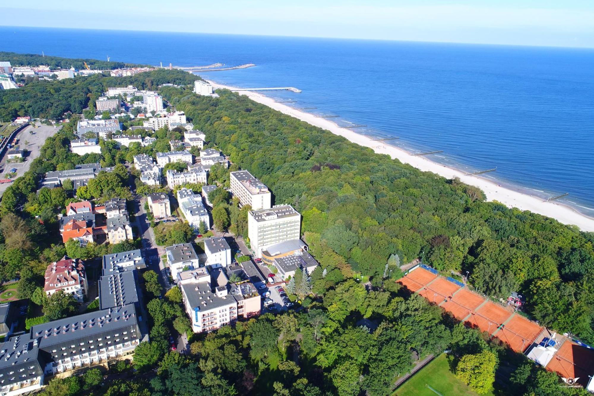 Seapark Hotel Wellness & Spa Колобжег Экстерьер фото
